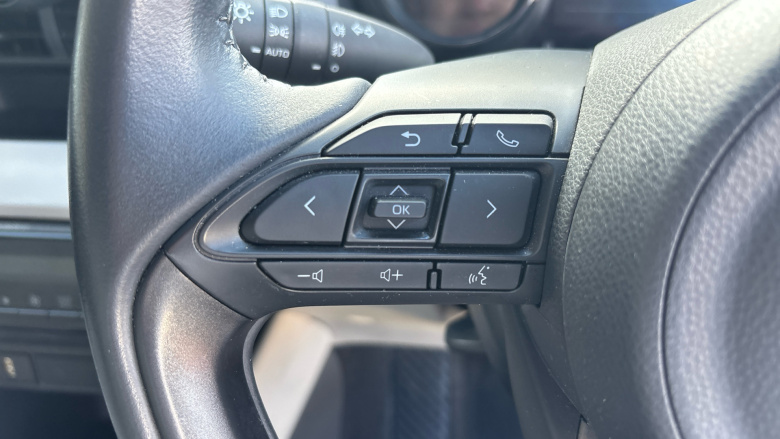 Toyota Yaris 1.5 Hybrid Excel 5dr CVT Hybrid Hatchback